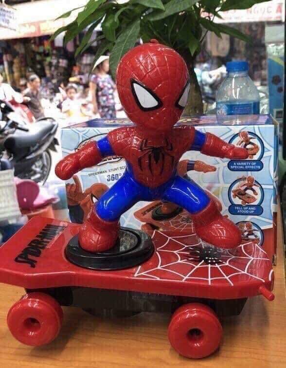 Đồ chơi siêu nhân người nhện Spider-Man lướt ván chạy pin an toàn