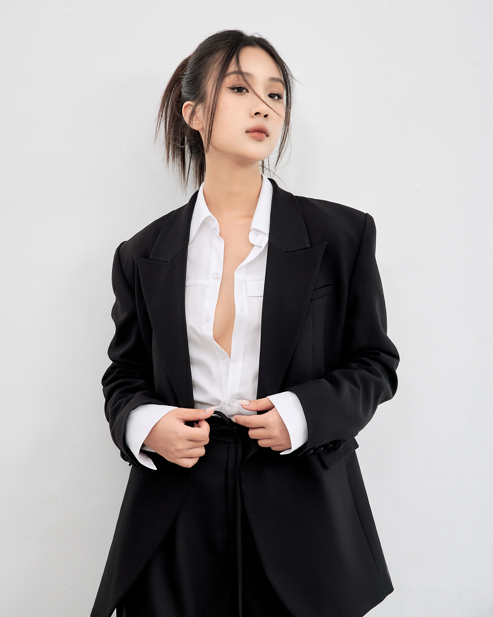 Áo blazer oversize cá tính - ESTHER STUDIOS Mega Blazer - Black