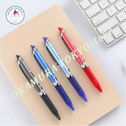 Bút mực nước Hi-Tech V7 RT mực đen ngòi 0.7mm