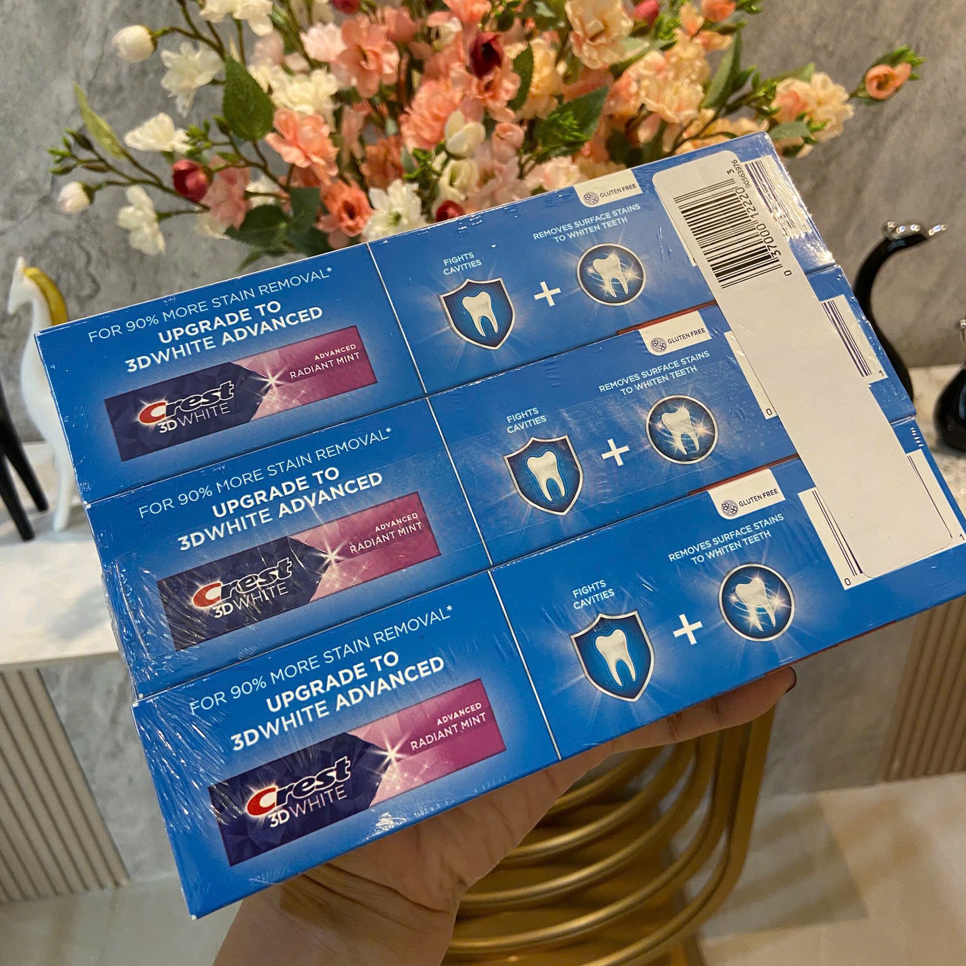 Kem đánh răng Crest Baking Soda & Peroxide Whitening hàng Mỹ