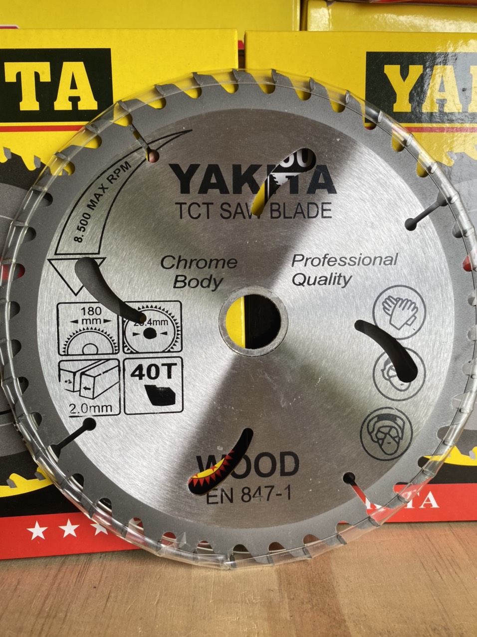 Lưỡi cắt gỗ YAKITA 1,8 tấc