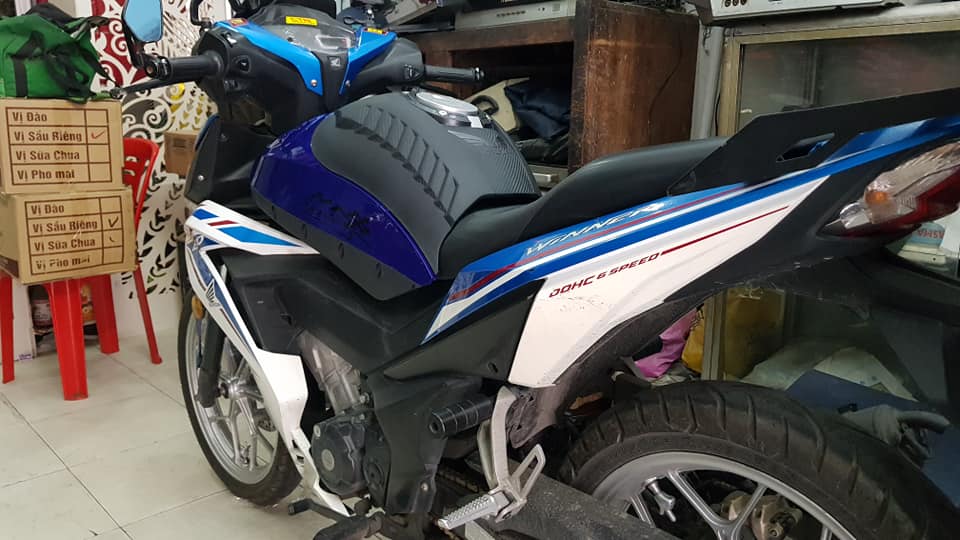 THÙNG ĐỒ KIỂU MOTO EXCITER 150