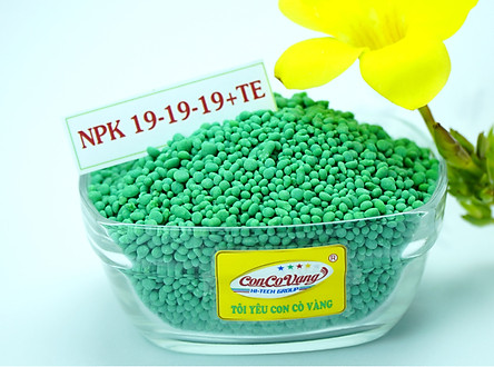 Phân bón  NPK 19-19-19+TE Hi-Tech: RubyFerti (1kg) - Thuộc Tập Đoàn Phân Bón Con Cò Vàng
