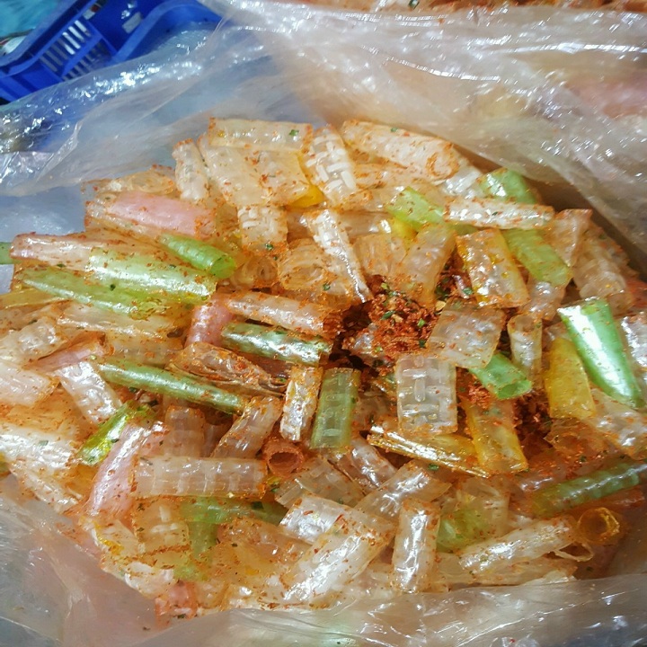 bánh tráng cuộn sắt màu 500g ăn vặt