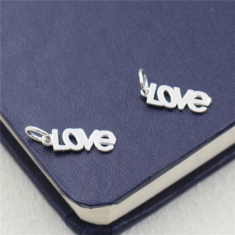 [S925] Charm bạc treo chữ Love - MH168