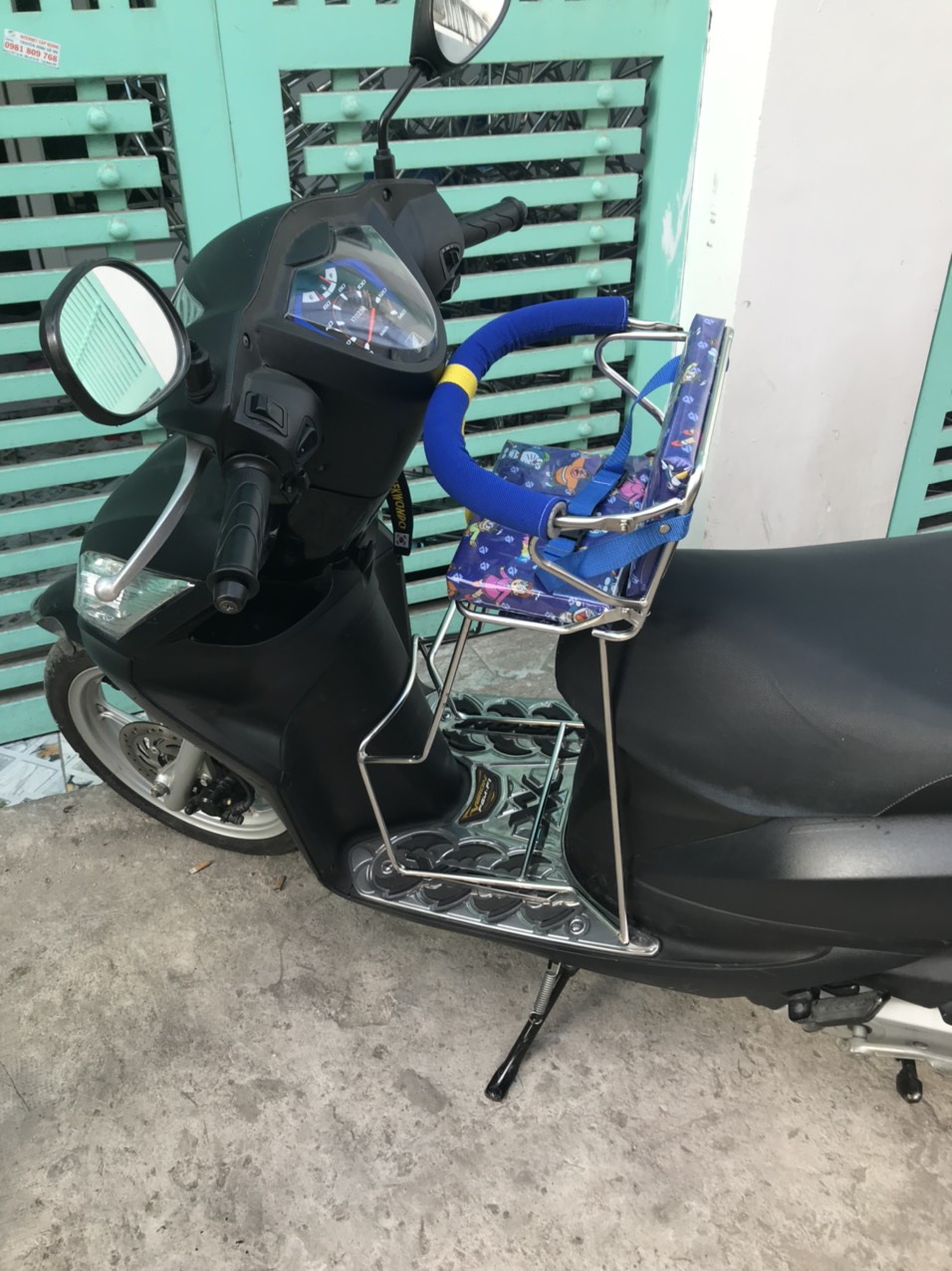 Vision Motorcycle Seat for Children with Ring (Model Year 2014 and Below)