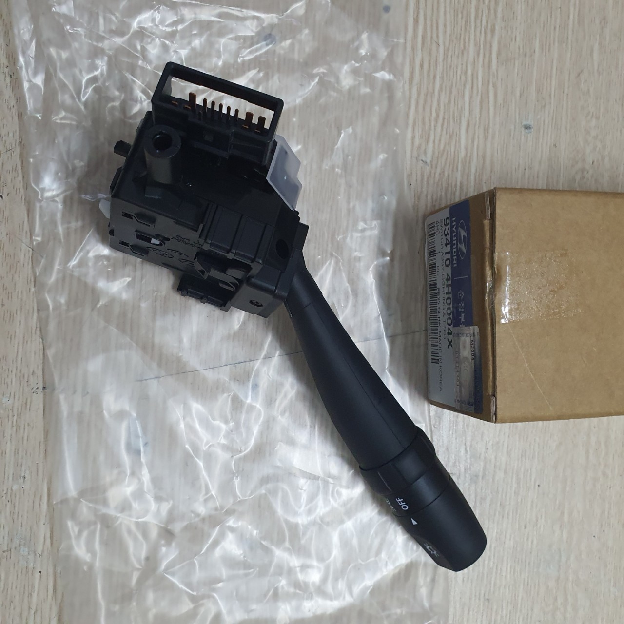 Công tắc pha cos Hyundai Starex 2008-2019 ( hàng xịn )