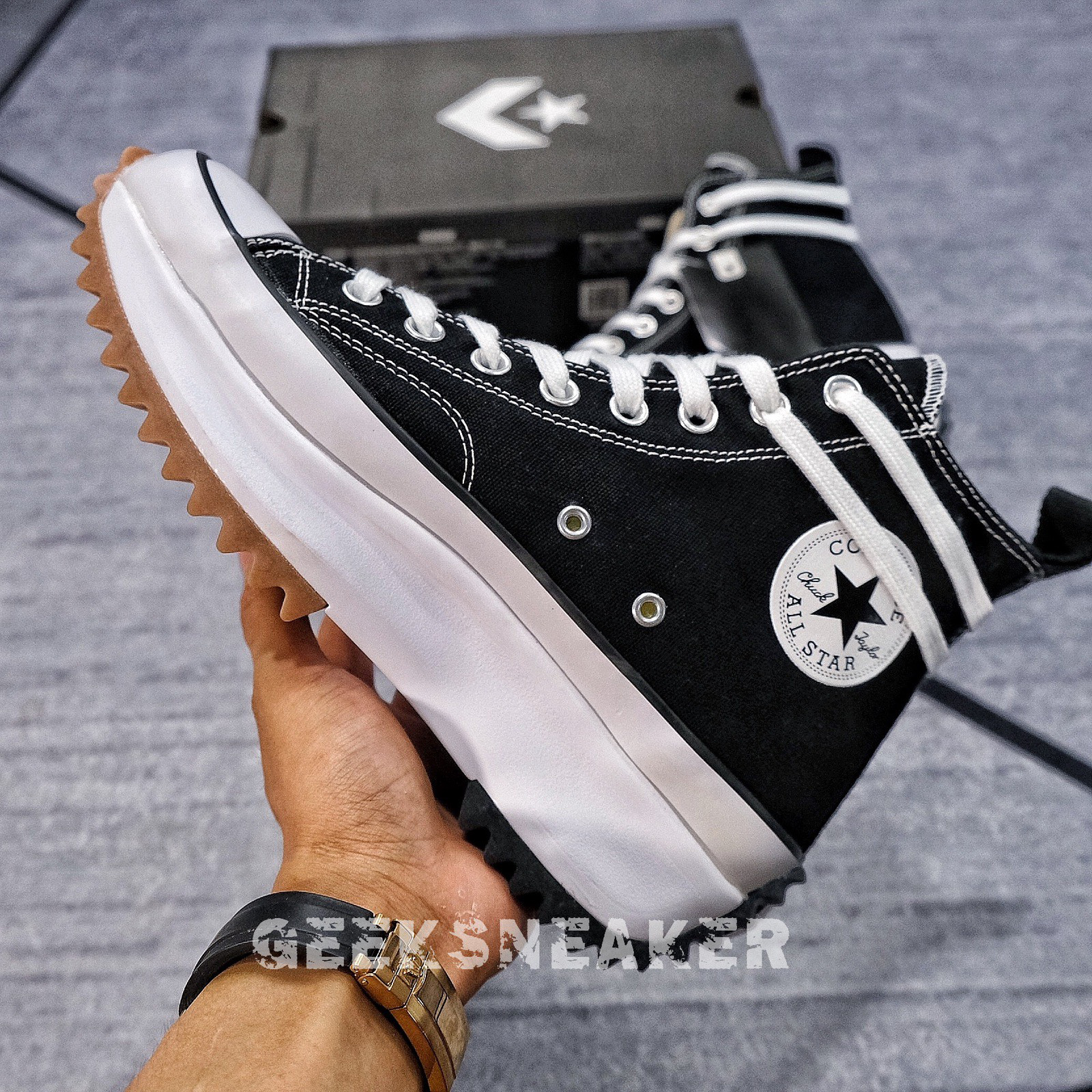[GeekSneaker] Converse Run Star Hike Hi JW Anderson Black