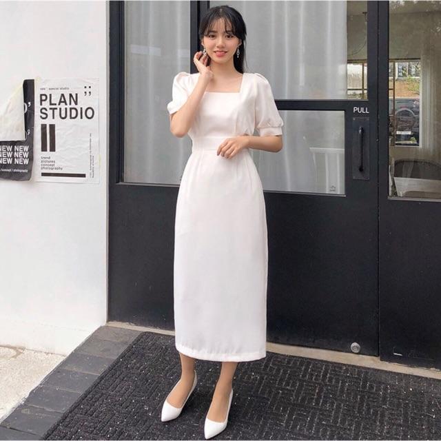 Đầm trắng suông dài cổ vuông