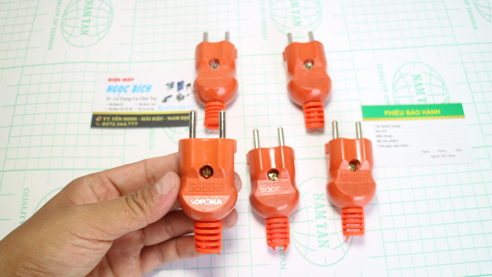 Phích cắm siêu chịu tải sopoka p3000w, p3000w 2+