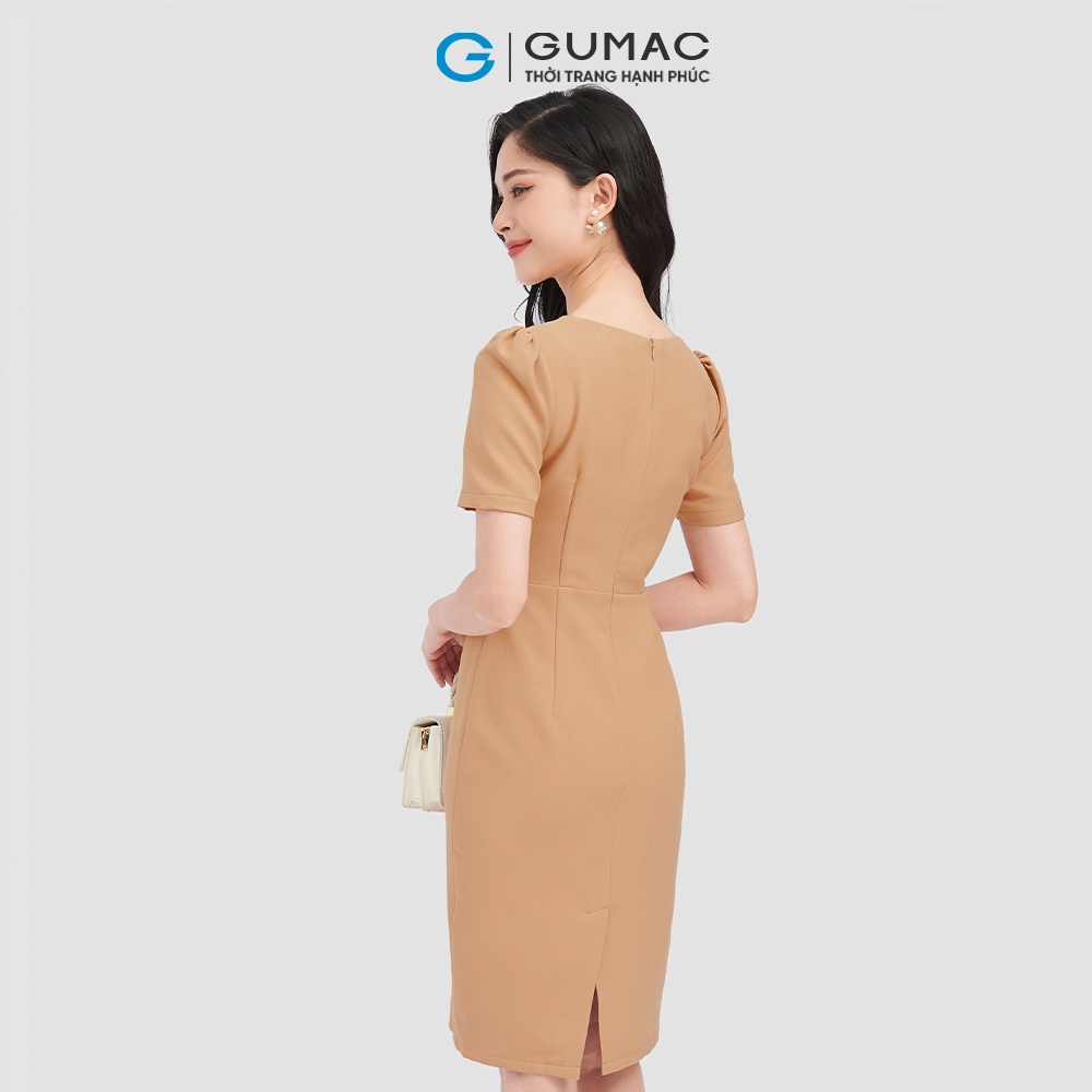 Đầm ôm GUMAC, đầm rã cổ đính nút DC09063