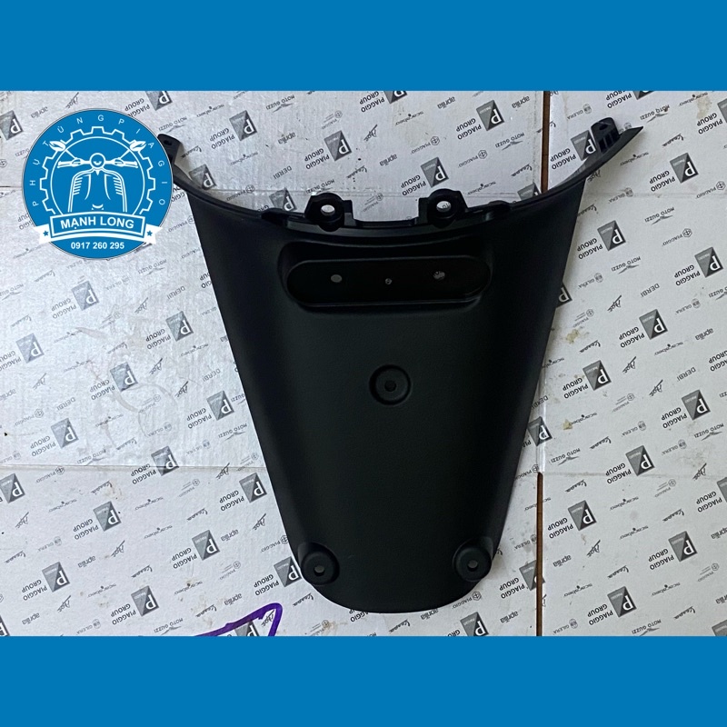Vespa Sprint, Primavera license plate tail