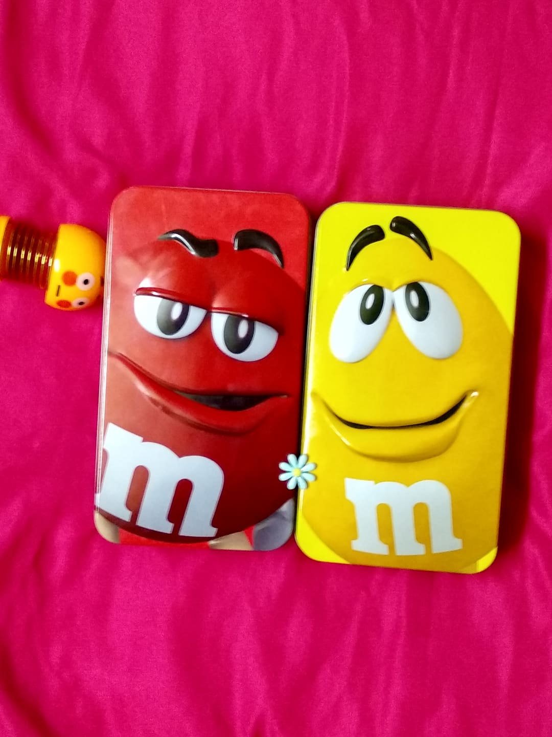 Kẹo socola sữa Tết M&M 145g (hộp thiếc)
