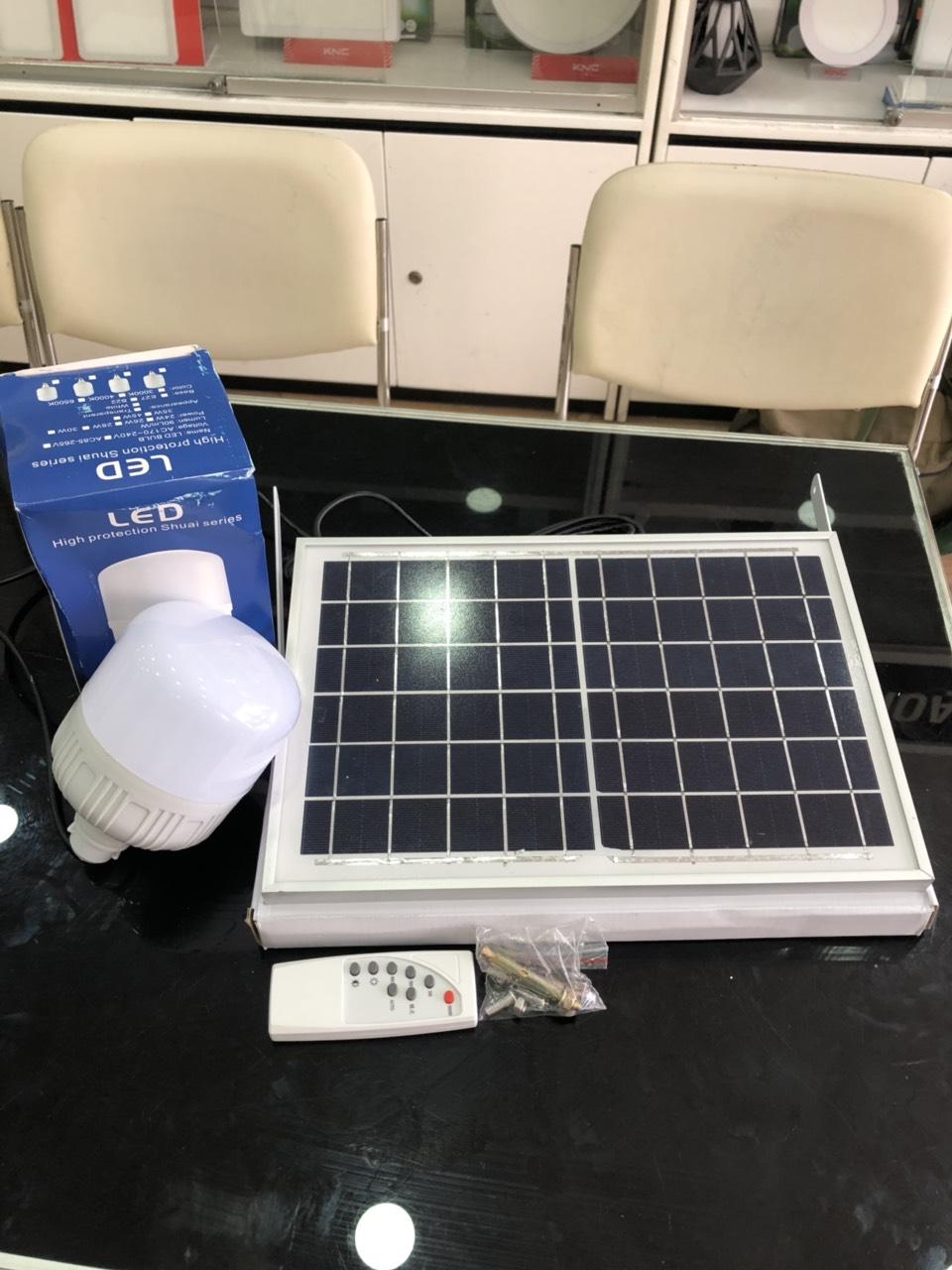 Đèn Năng Lượng Mặt Trời Bulb 40W