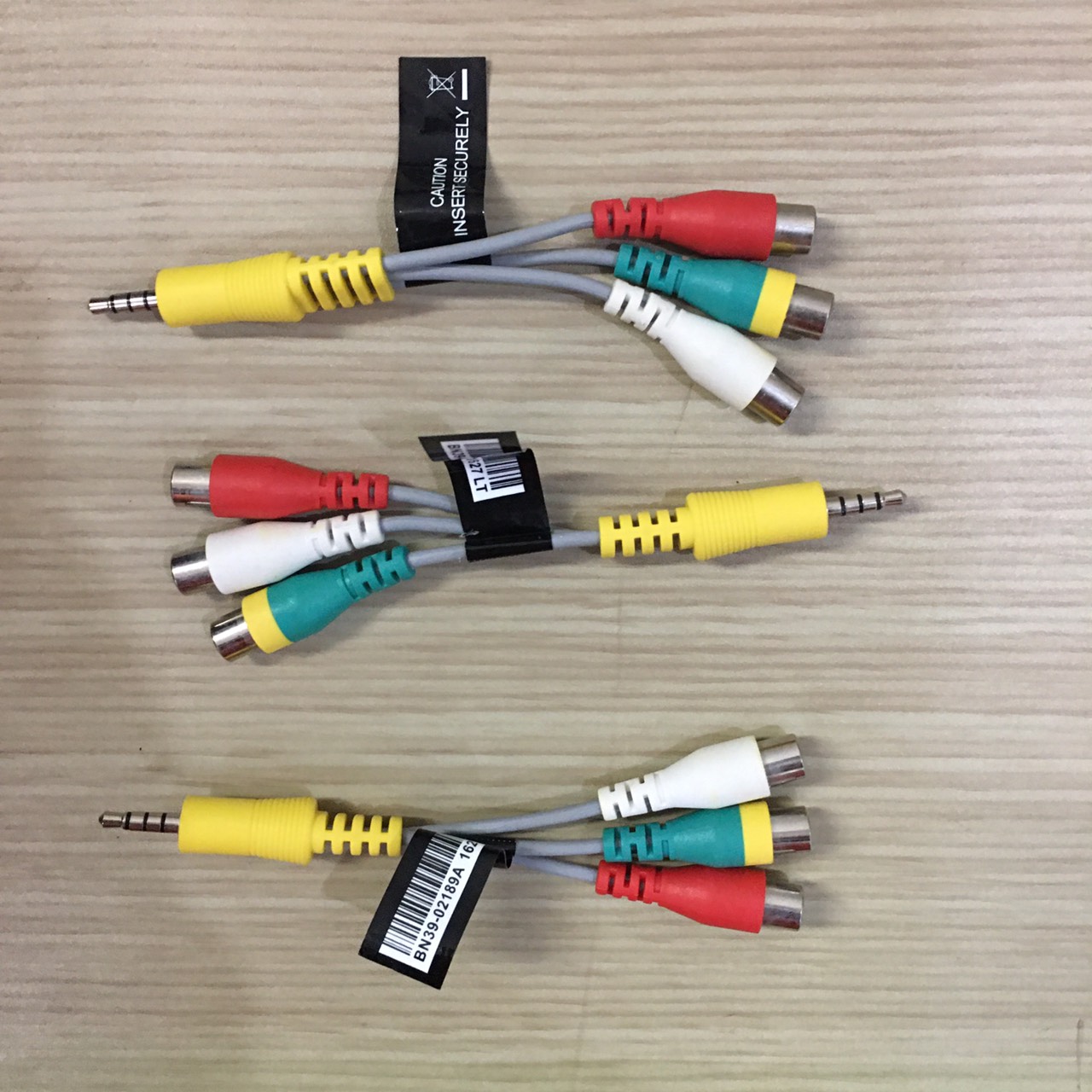 Cáp chuyển Jack 3.5 sang 3 đầu hoa sen AV