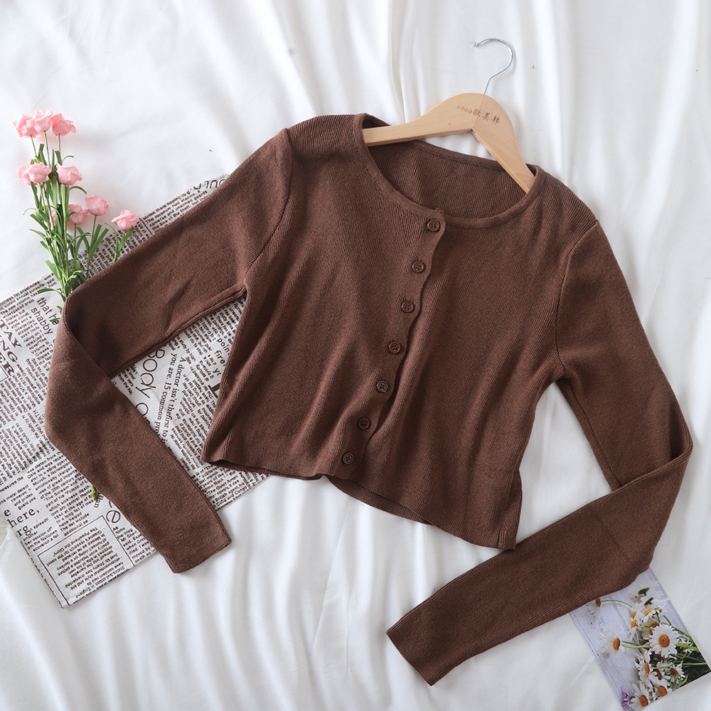 buttoned cardigan top