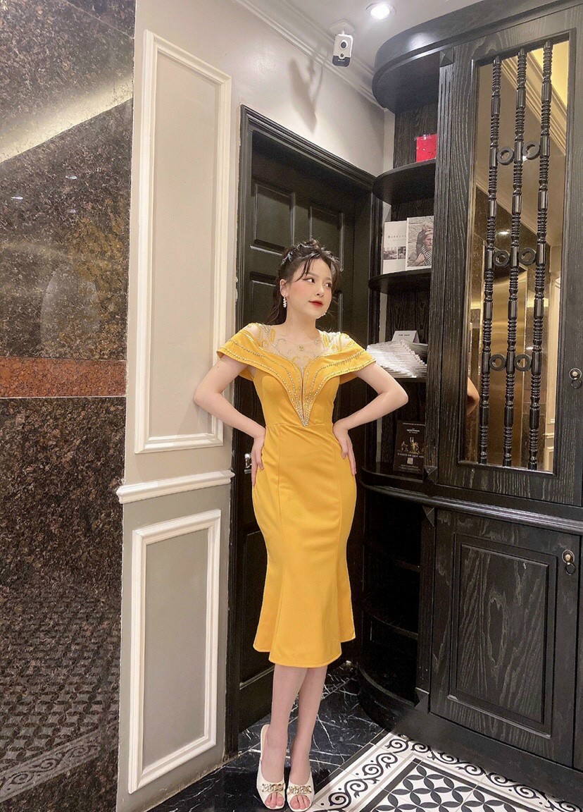 Đầm Body đuôi Cá kết pha lê - YB220159