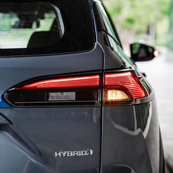 Đèn Led lùi cho Toyota Cross