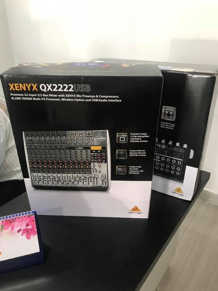 Bàn mixer Behringer QX2222USB