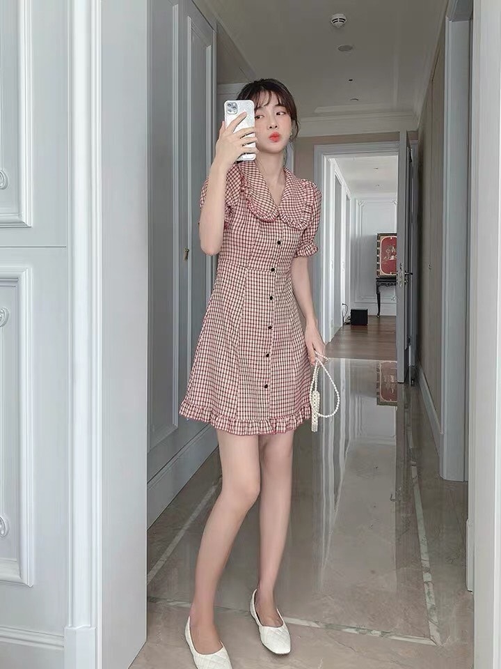 ĐẦM CARO CỔ VIỀN BÈO
