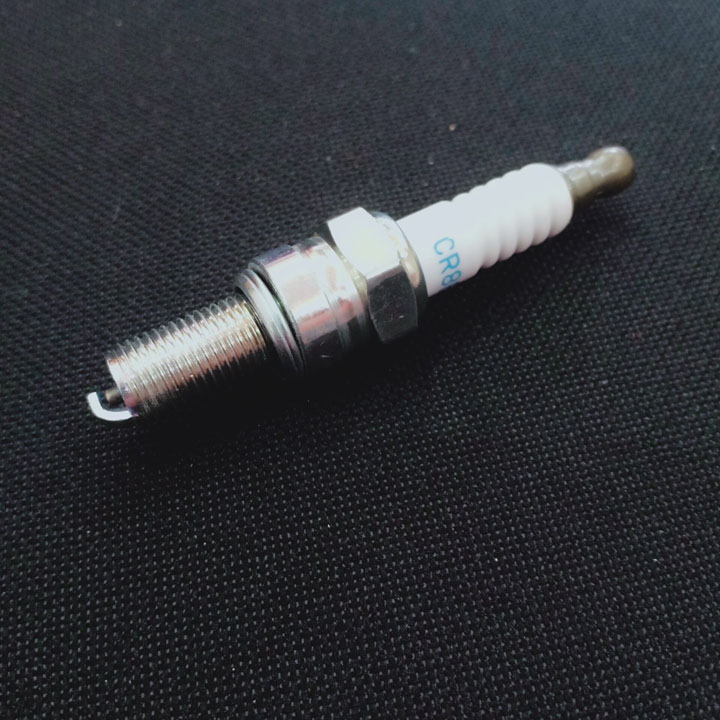 Bugi dành cho các dòng xe Piaggio  - Móc treo đồ xe máy INOX