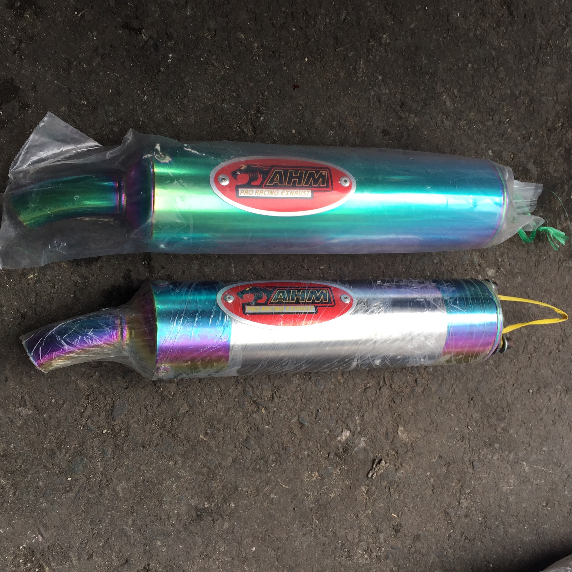 Lon Pô Tăng Xì Po Xi titan