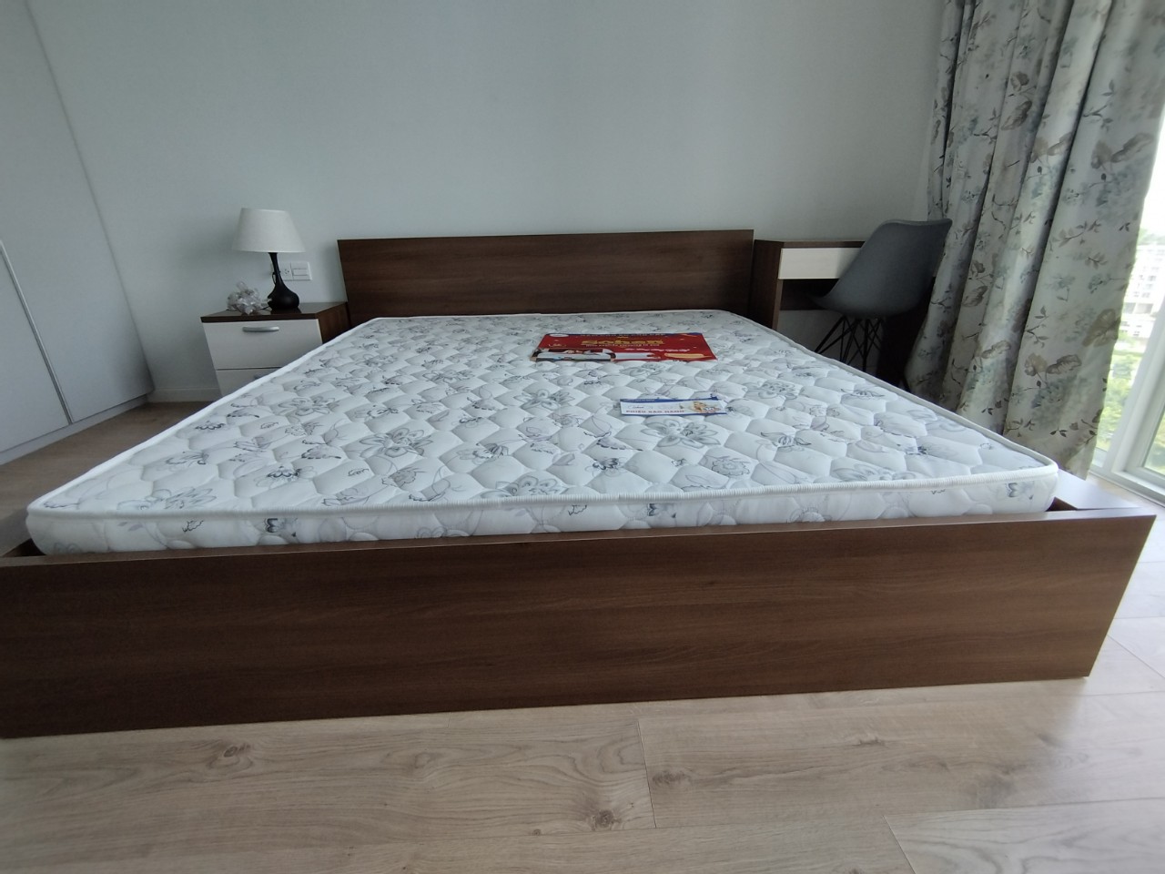 Nệm cao su tổng hợp Size 1m6 x 2m x 10cm quà 4 món