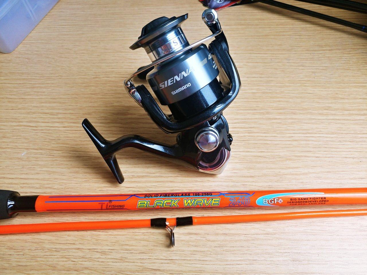 [HCM]SÉT CẦN Black Wave Và MÁY CÂU SHIMANO SIENNA 4000FE
