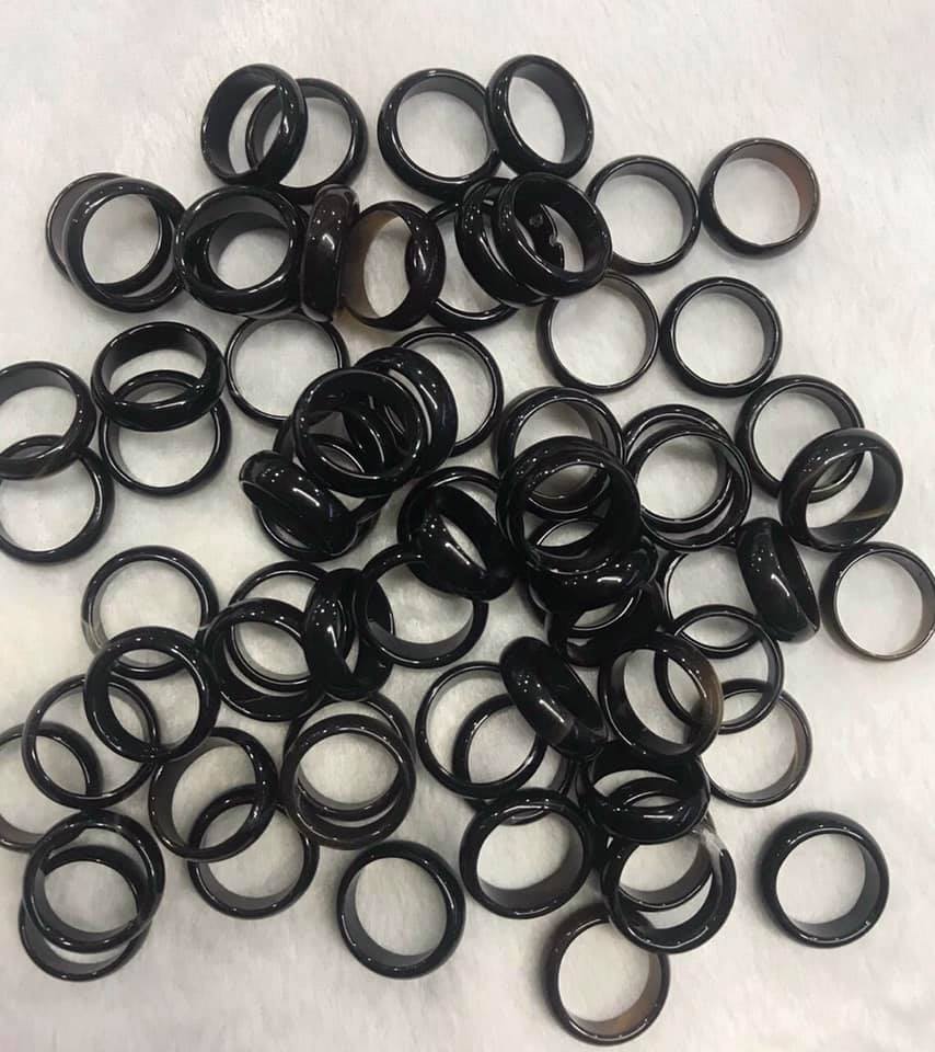 NHẪN MÃ NÃO ĐEN TỰ NHIÊN CÓ BẢN LỚN BẢN NHỎ TÙY CHỌN