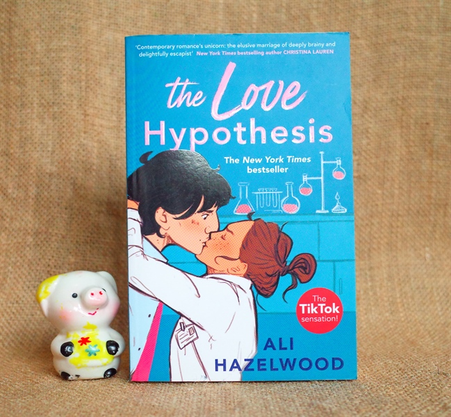 The Love Hypothesis - Ali Hazelwood - Moonbird