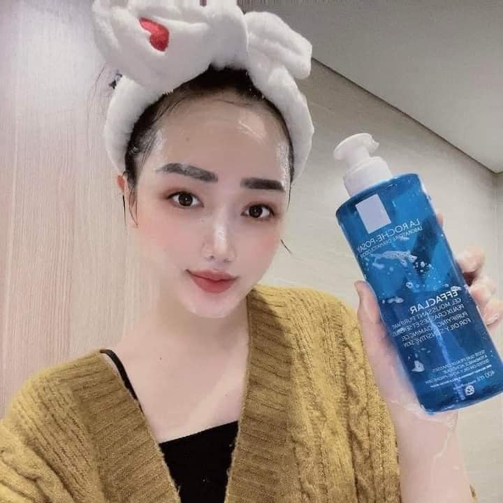 Sữa rửa mặt Laro..che Po..say 400ml