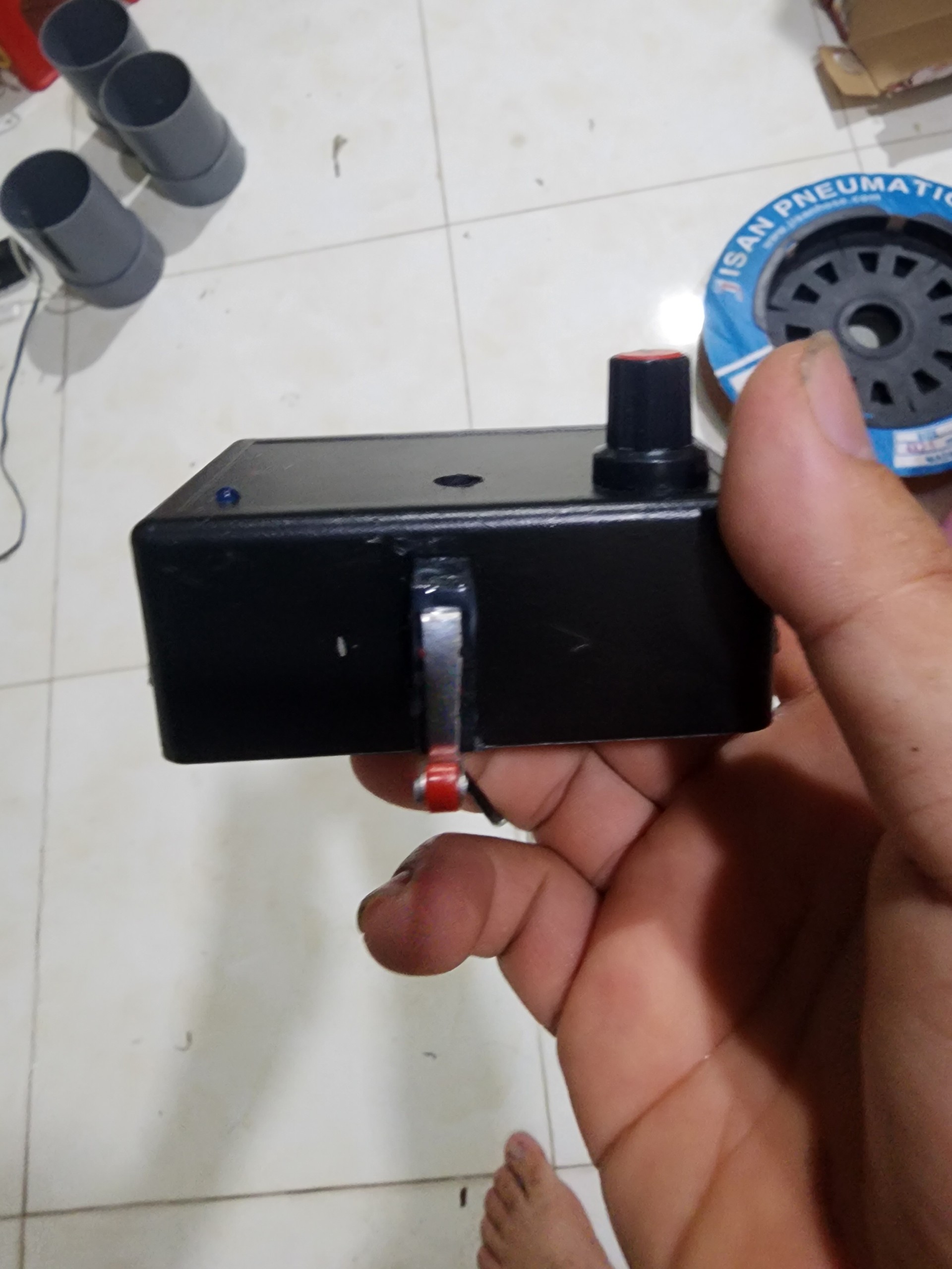 Combo chế bình rót ruou điện tử thông minh [không kèm bình thủy tinh] kèm cáp sạc