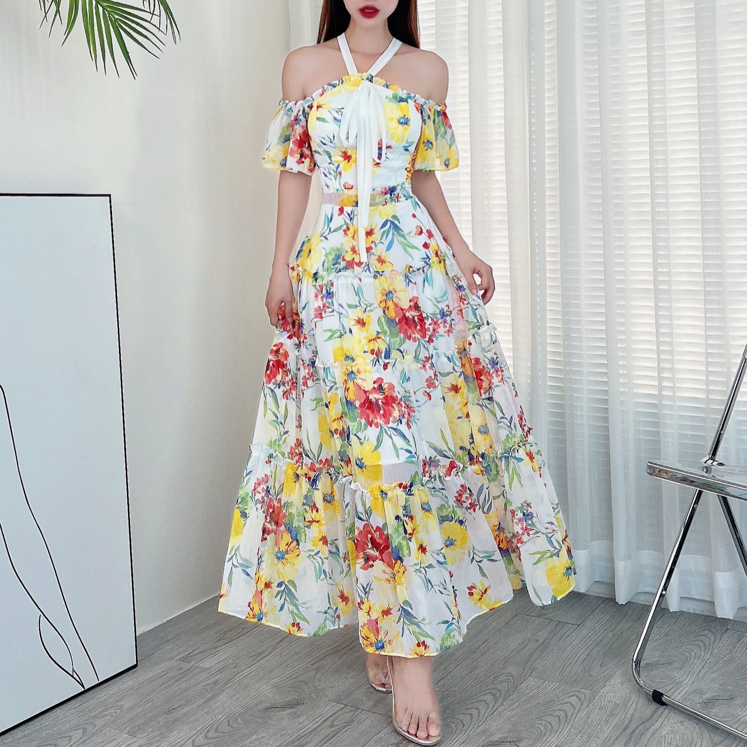 Đầm maxi hoa tay rớt cổ yếm MIMIX CB7230