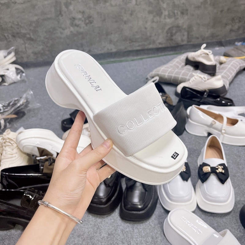Dép nữ đế 6cm thêu chữ COLEC cực đẹp.
