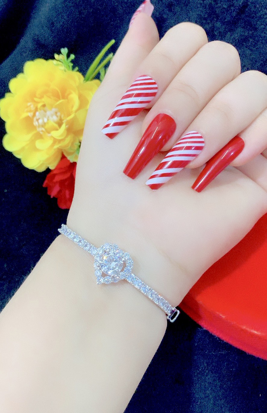 Vòng tay trái tim mạ bạch kim cao cấp P23