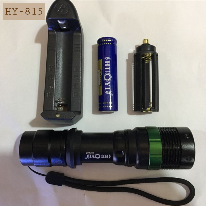 Đèn pin siêu sáng đèn pin dã ngoại HY-815