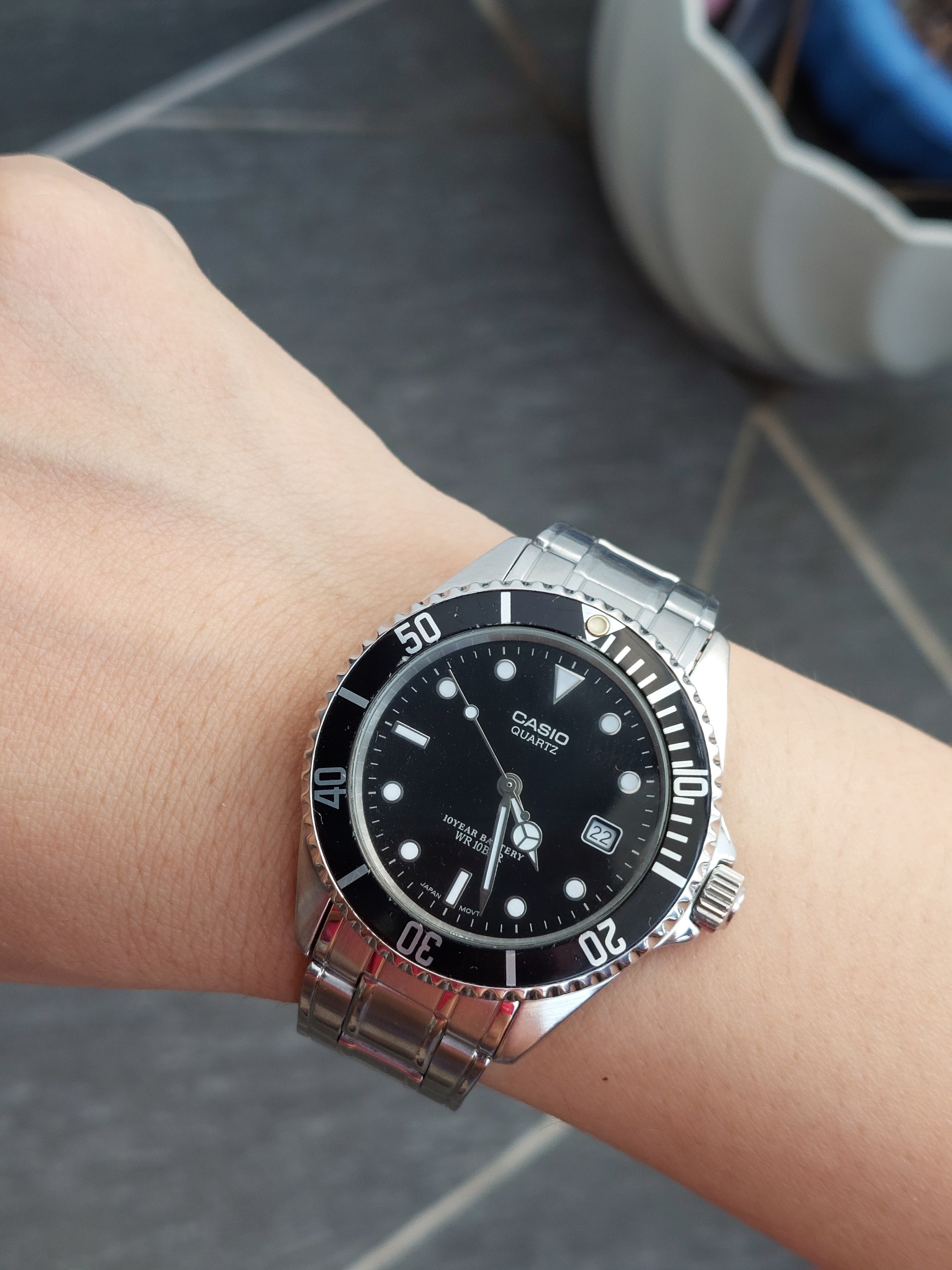 Đồng hồ nam Casio mặt đen chạy pin hàng Si