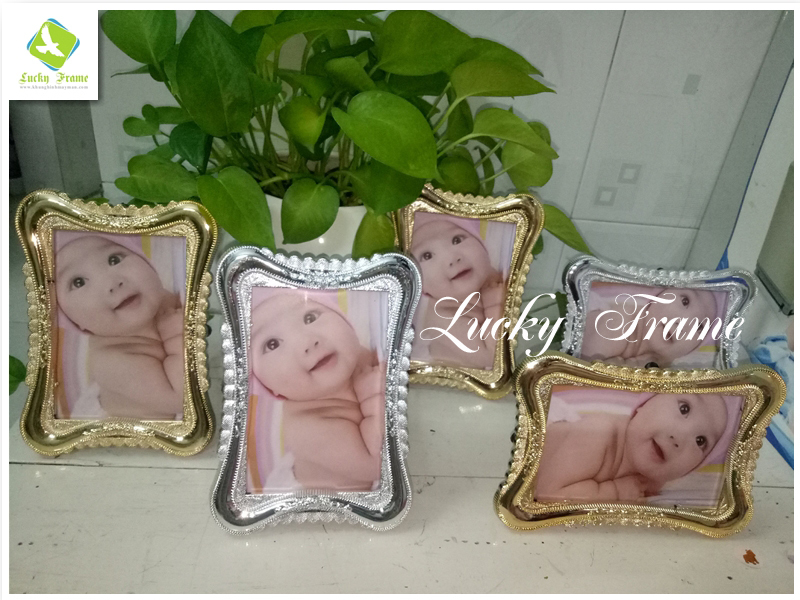 Bộ 5 khung hình cưới 13x18cm trang trí bàn tiệc màu vàng