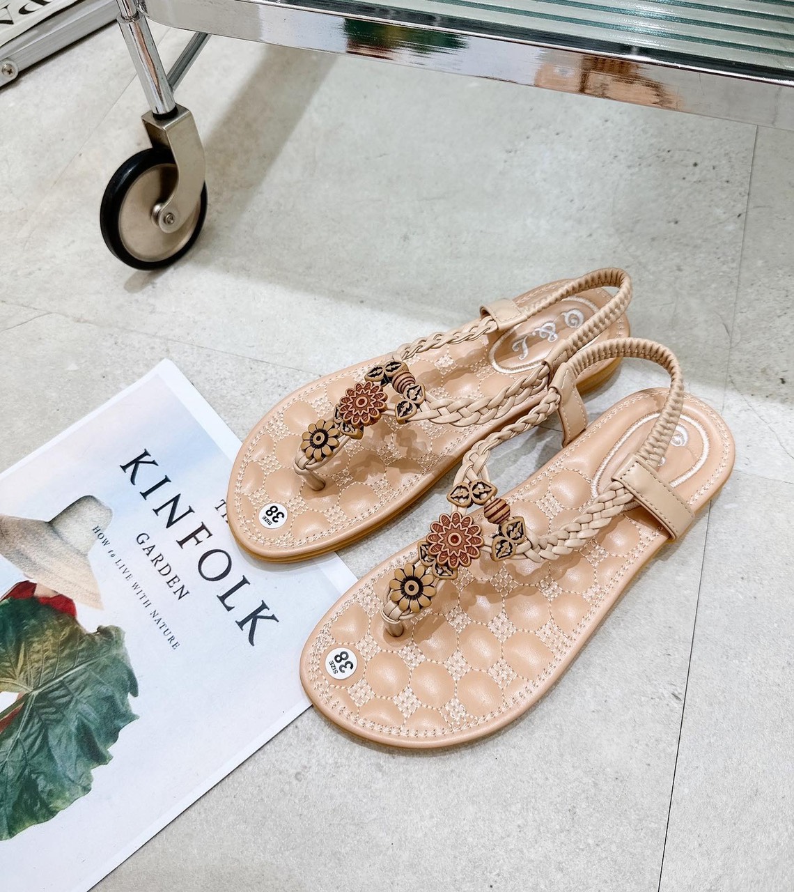 Dép sandal đính đá thổ cẩm