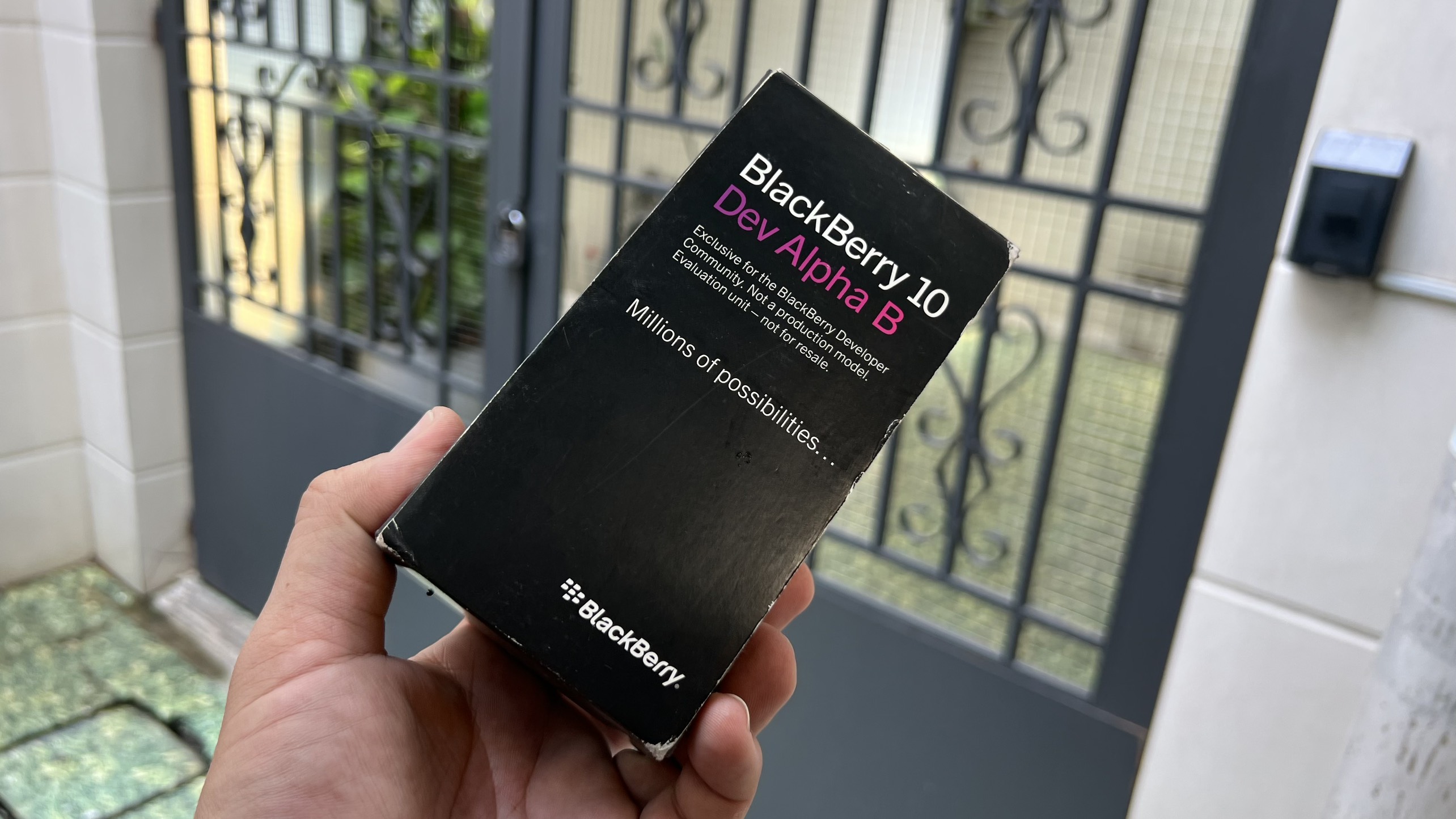 Lk Điện thoại Blackberry Dev Alpha B chính hãng