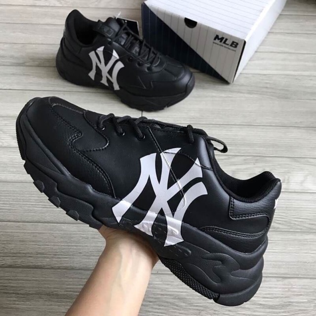 Giày Sneaker MLB Yankess Full đen ( MLB màu đen chữ NY trắng)