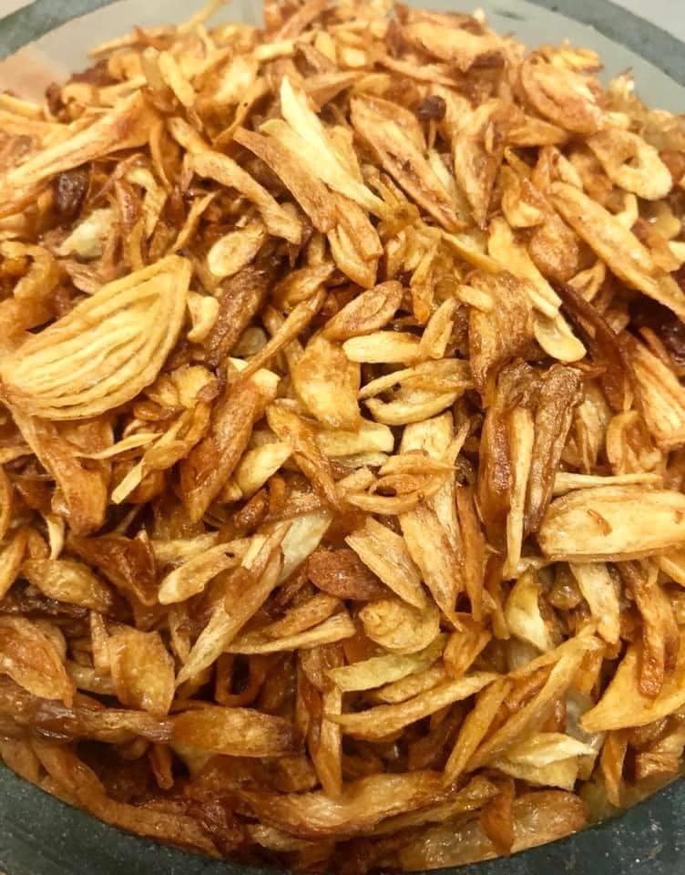 [1 Bịch] Bánh tráng trộn hành phi, sa tế và khô gà