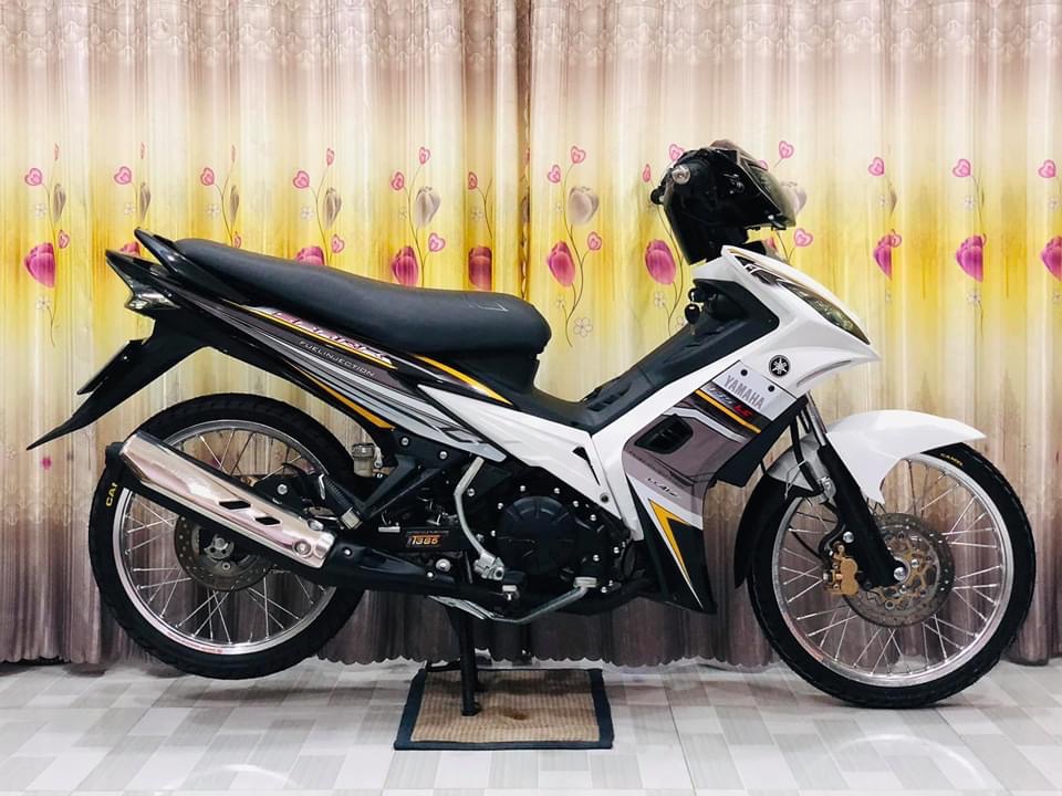 Tem rời ex 2010 Spark trắng đen