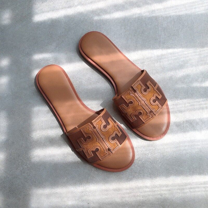 Sandal Tory Burch dáng bệt phong cách Hàn Quốc-INTL