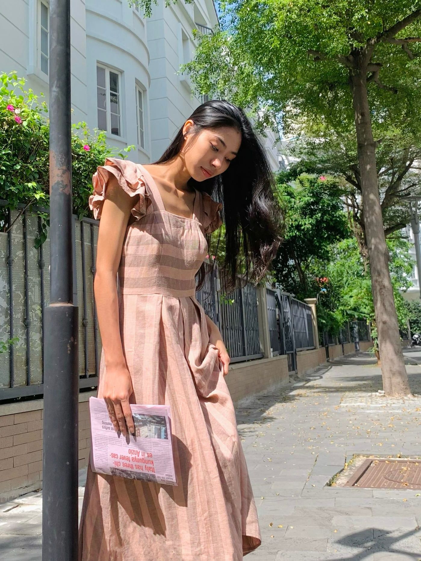 RANDOMLIST - Đầm maxi kẻ sọc hai dây bản to phối bèo
