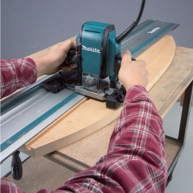 MÁY PHAY (LOẠI SÂU) MAKITA RP0900