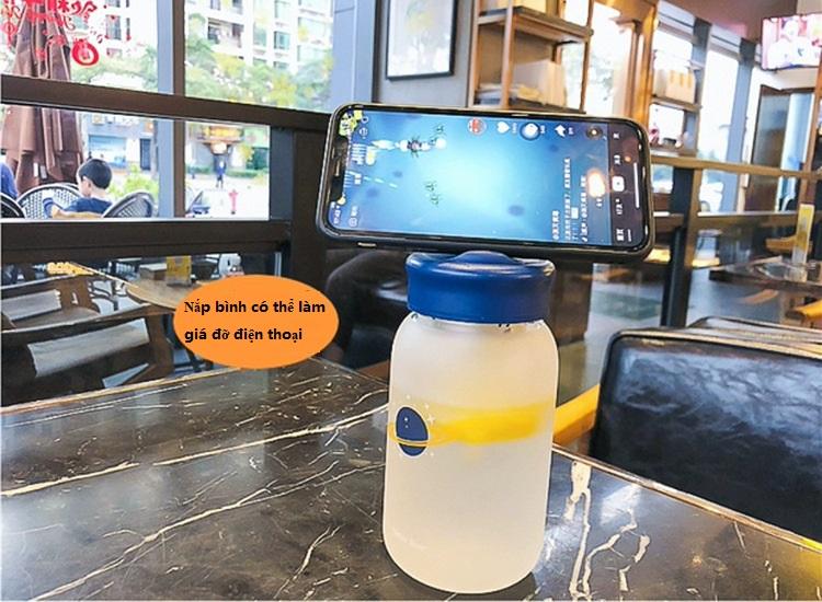 Bình nước thủy tinh khám phá du hành vũ trụ