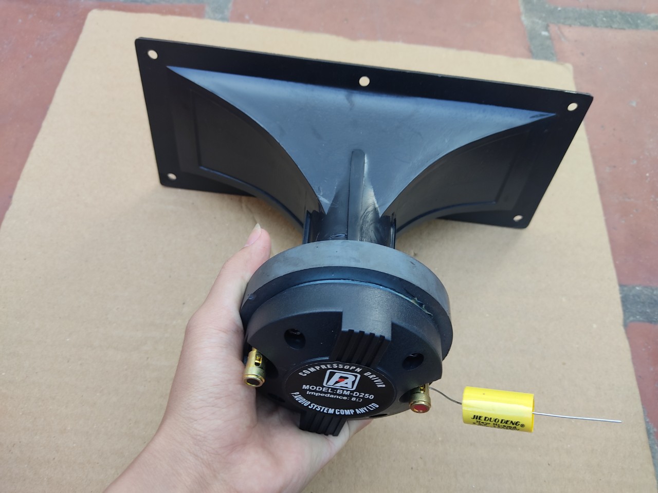 1 CỦ TREBLE RỜI PAUDIO 350 KÈM HỌNG 11X28 VÀ TỤ 2,2MF - LOA TRÉP 350