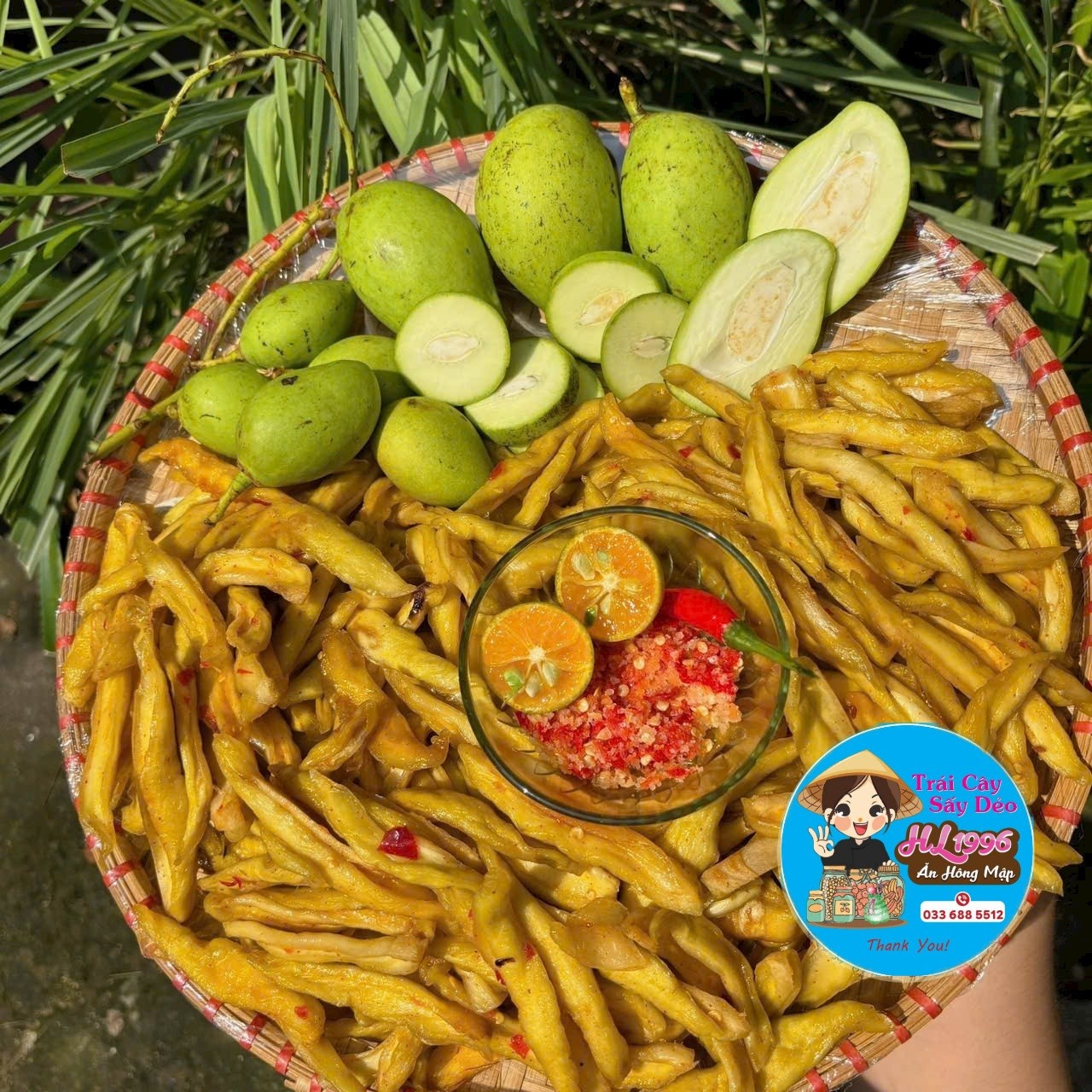 Xoài non sấy dẻo ô mai muối ớt