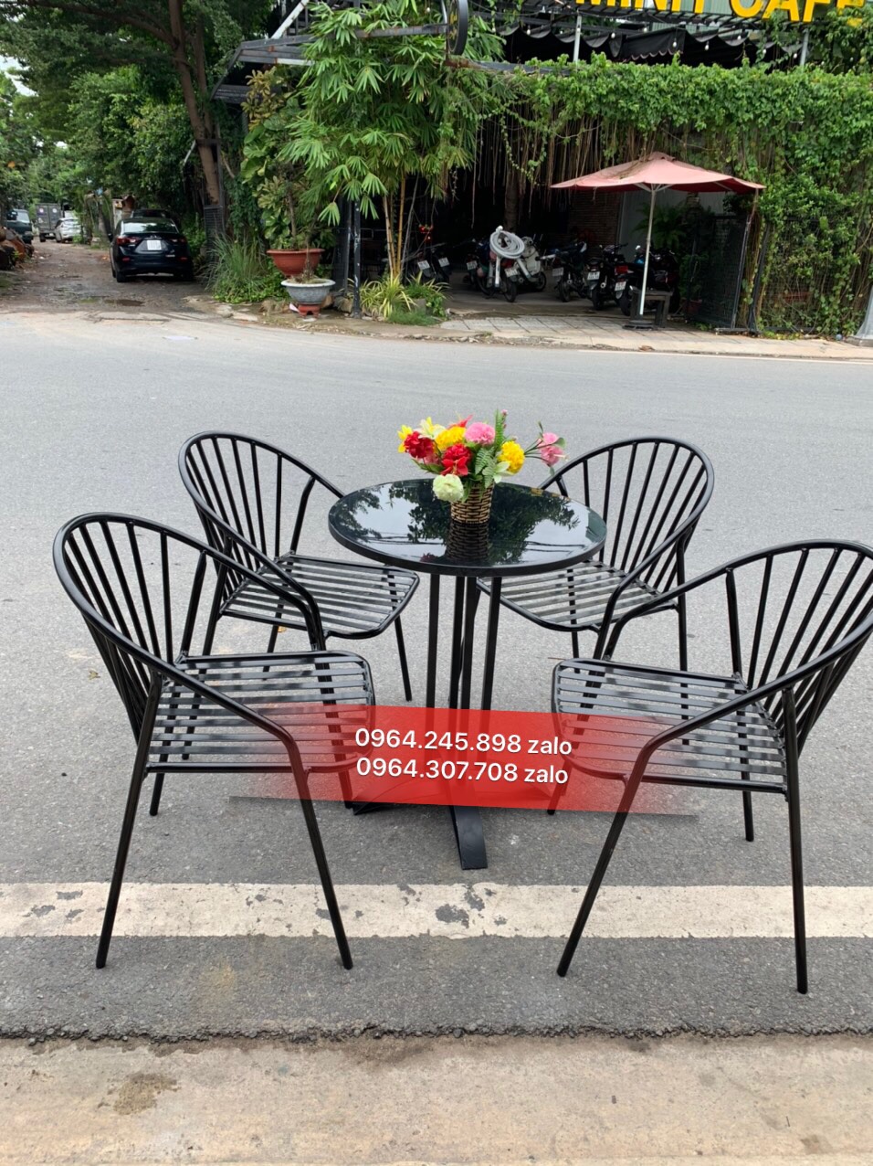 Bàn ghế sắt ngoài trời